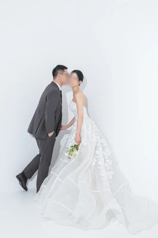 한국남성 30대 중견기업 사무직 성혼 인터뷰